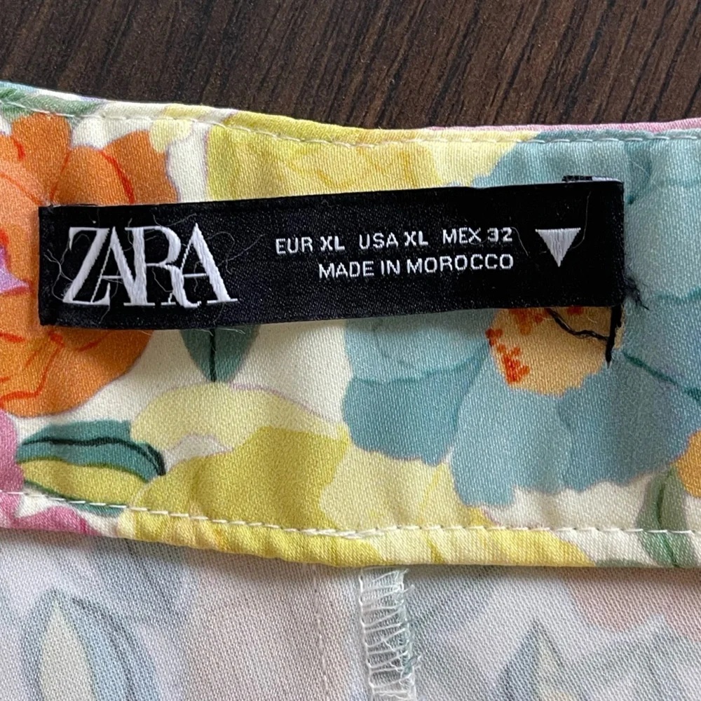 ZARA Floral Print Wide Leg High Waisted Flowy Pants Yellow Blue Green Size XL